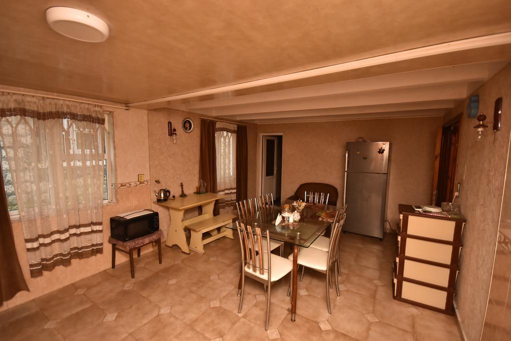 Shorena'S House Zugdidi Extérieur photo